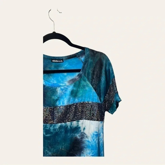 1274. HEIMISH USA TIE DYE SHORT SLEEVE TOP SIZE SMALL SEQUINS ON TOP/SLEEVES - Picture 3 of 11